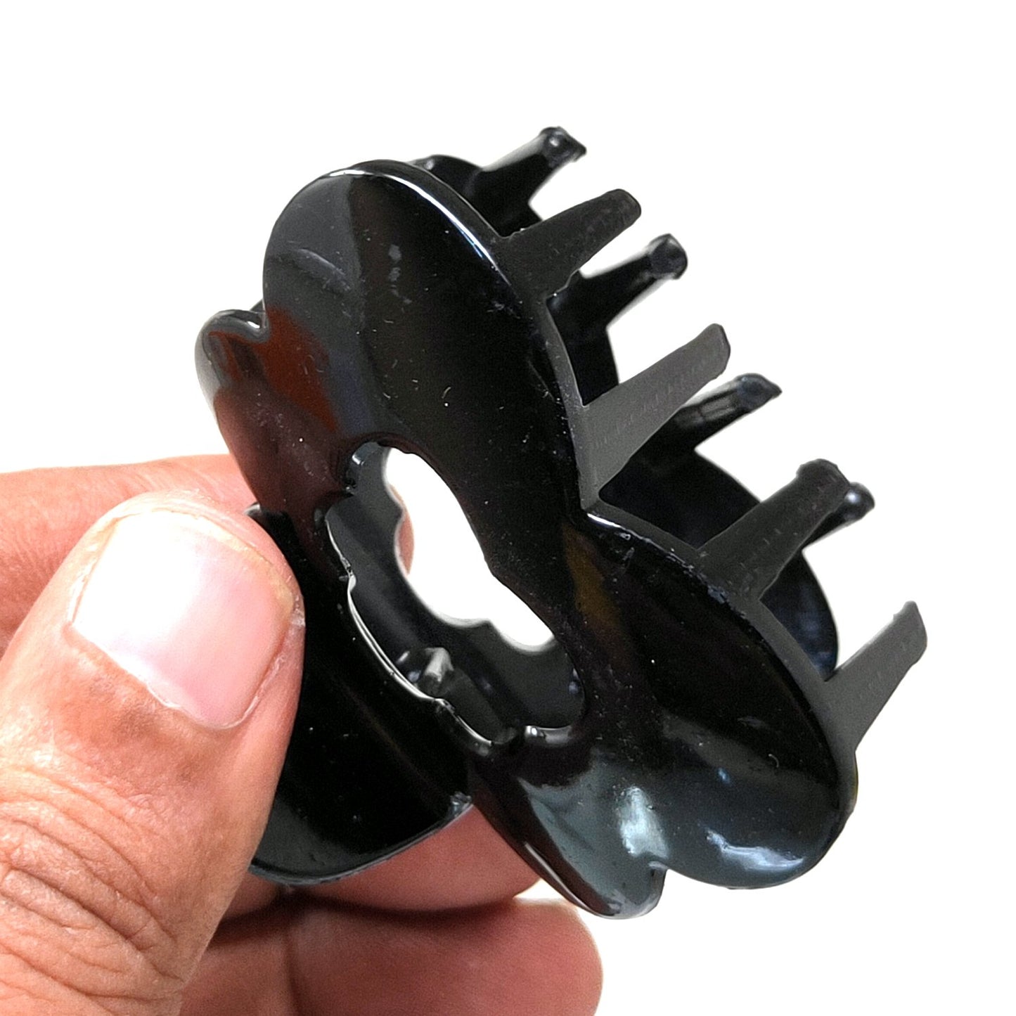 Anokhi Ada Medium Plastic Hair Clutcher for Girls and Women (Black, ZA-27)