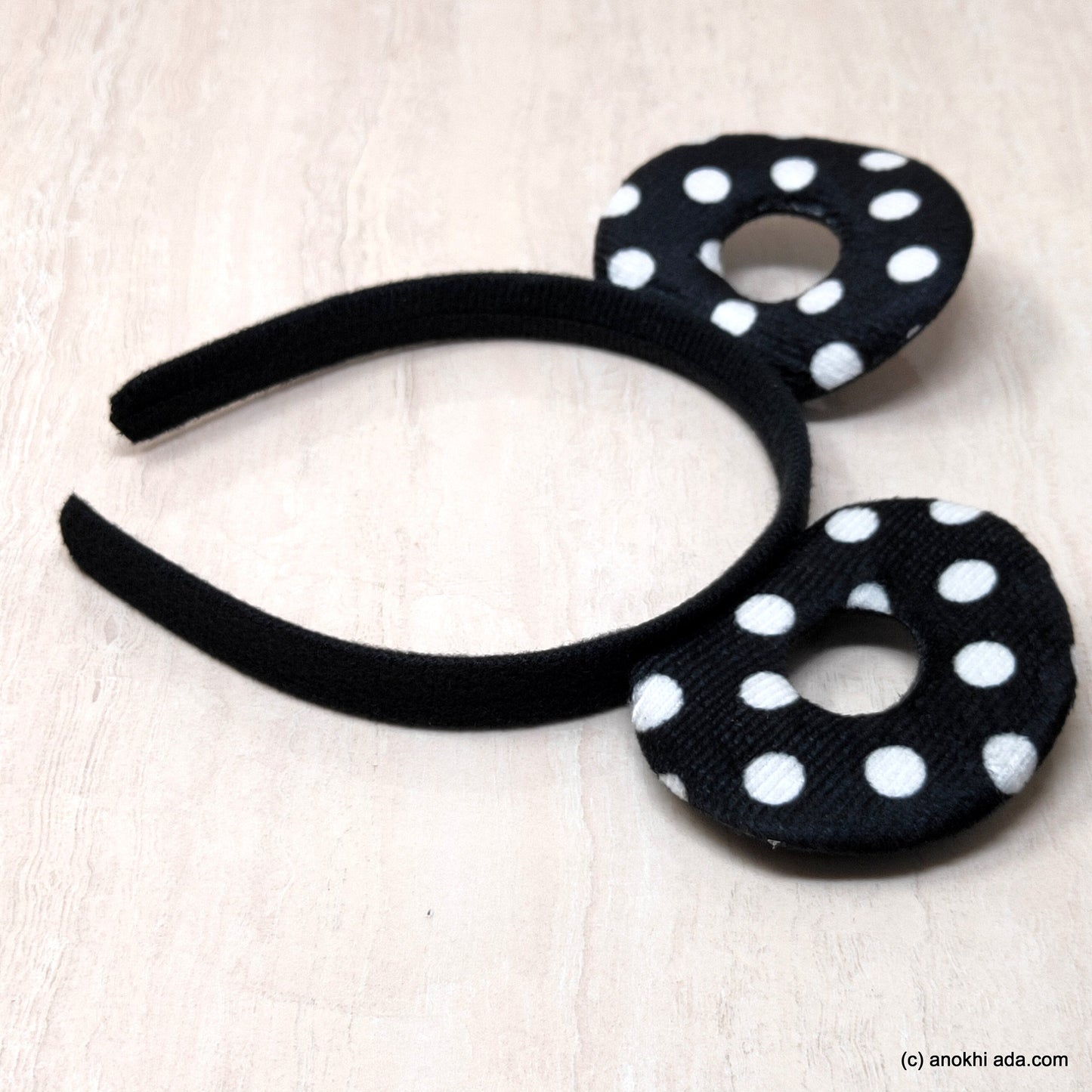 Anokhi Ada Velvet Cute Plastic Hairband/Headband for Baby Girls and Girls (ZC-28)