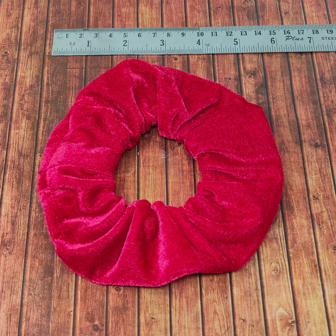 Anokhi Ada Pink Velvet Extra Large Scrunchie for Girls and Women (15-09 Scrunchie)