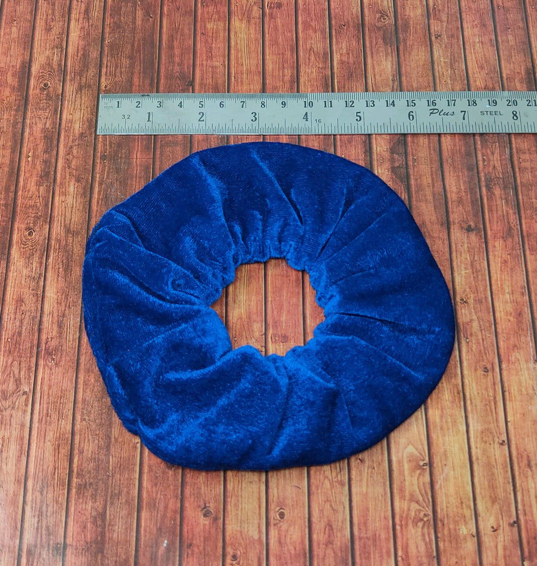 Anokhi Ada Violet Velvet Extra Large Scrunchie for Girls and Women (15-11 Scrunchie)