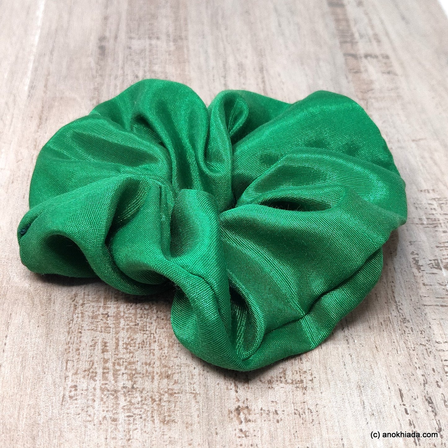 Anokhi Ada Handmade Fabric Scrunchie for Girls and Women (15-110 Scrunchie)