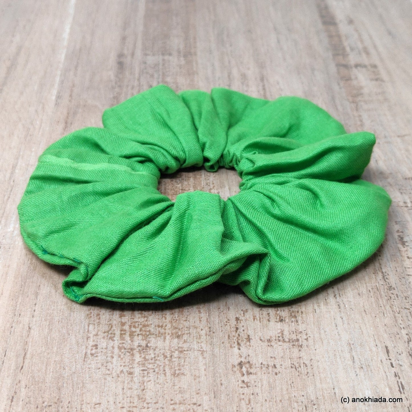 Anokhi Ada Handmade Fabric Scrunchie for Girls and Women (15-114 Scrunchie)