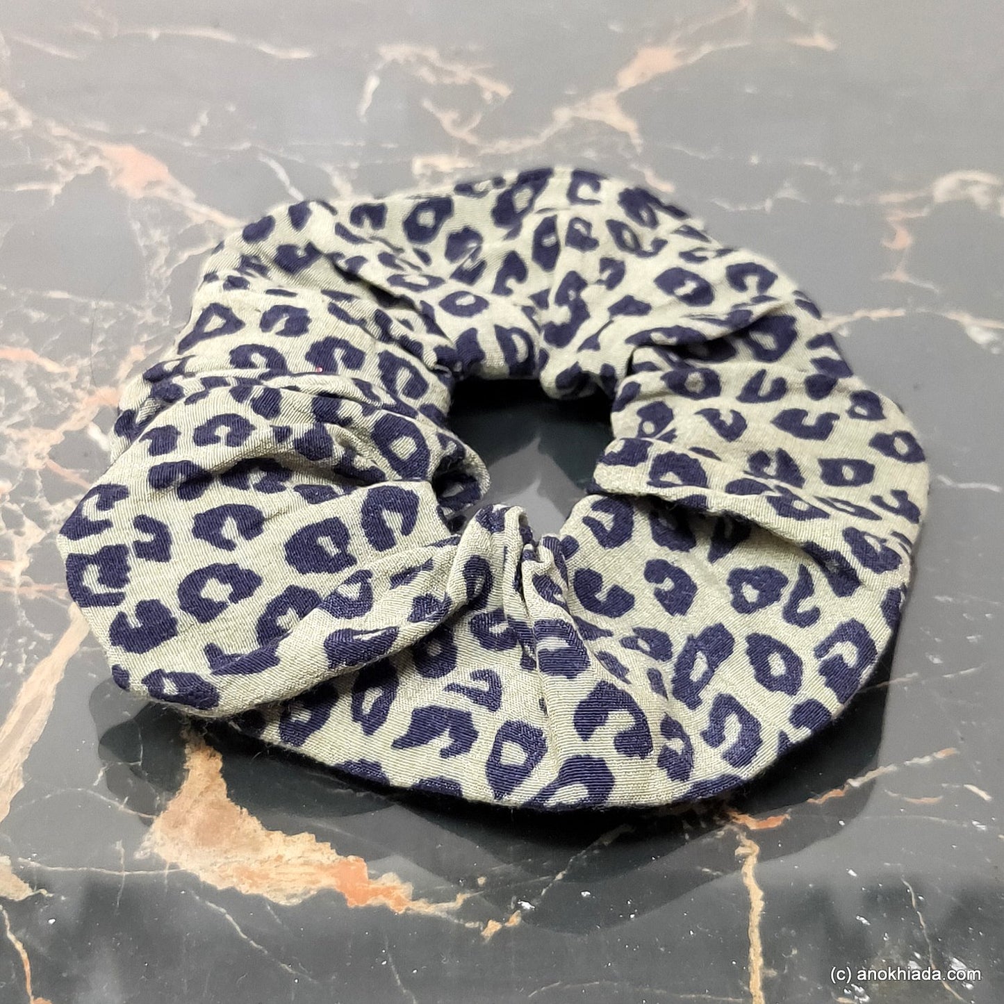 Anokhi Ada Handmade Tiger Print Fabric Scrunchie for Girls and Women (15-159 Scrunchie)