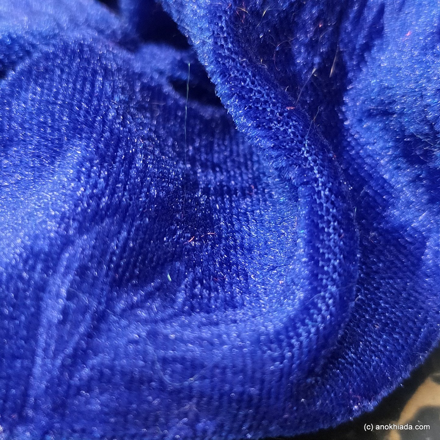 Anokhi Ada Handmade Velvet Scrunchie for Girls and Women (15-179 Scrunchie)