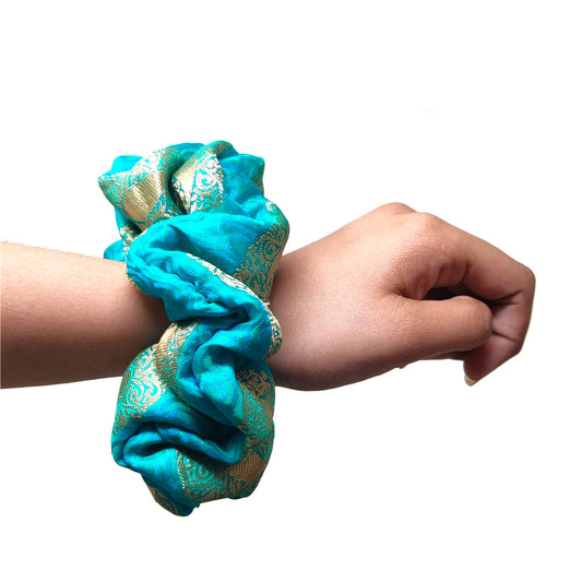 Anokhi Ada Large & Fluffy Handmade Stylish Fabric Scrunchie for Girls and Women (15-215 Scrunchie)