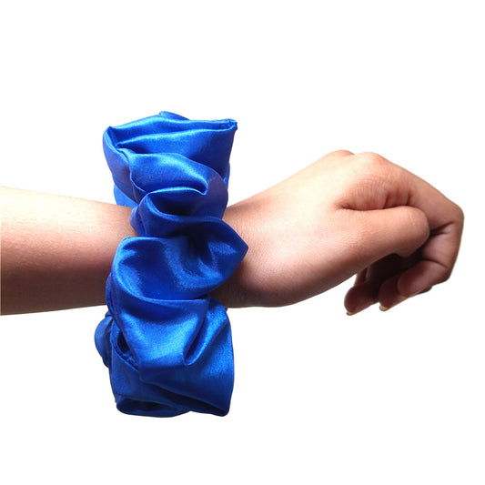 Cincinnati Scrunchie (15-221 Scrunchie)