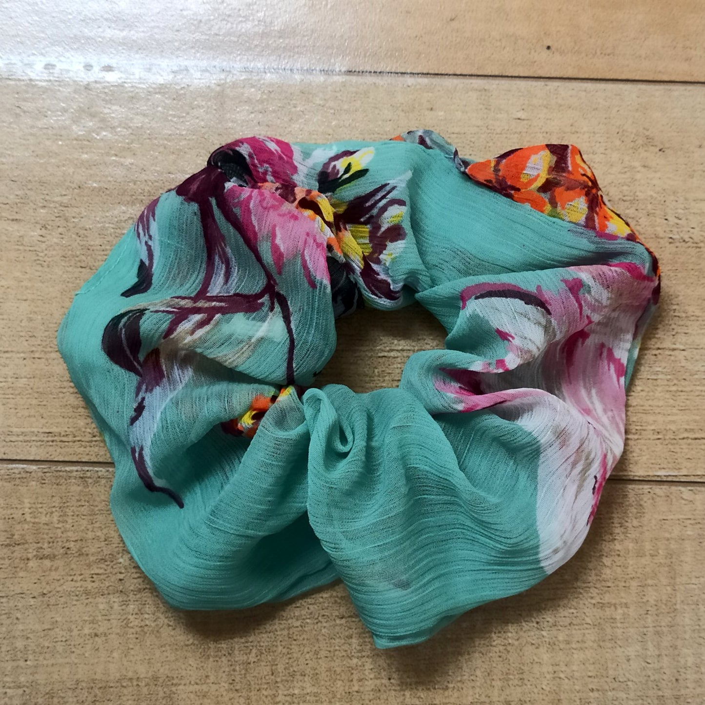 Anokhi Ada Fabric Scrunchie for Girls and Women (15-93 Scrunchie)