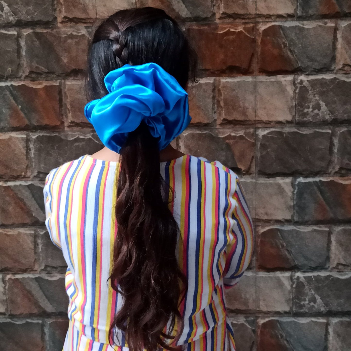 XXL Neon Blue Scrunchie (23-12 b Scrunchie)