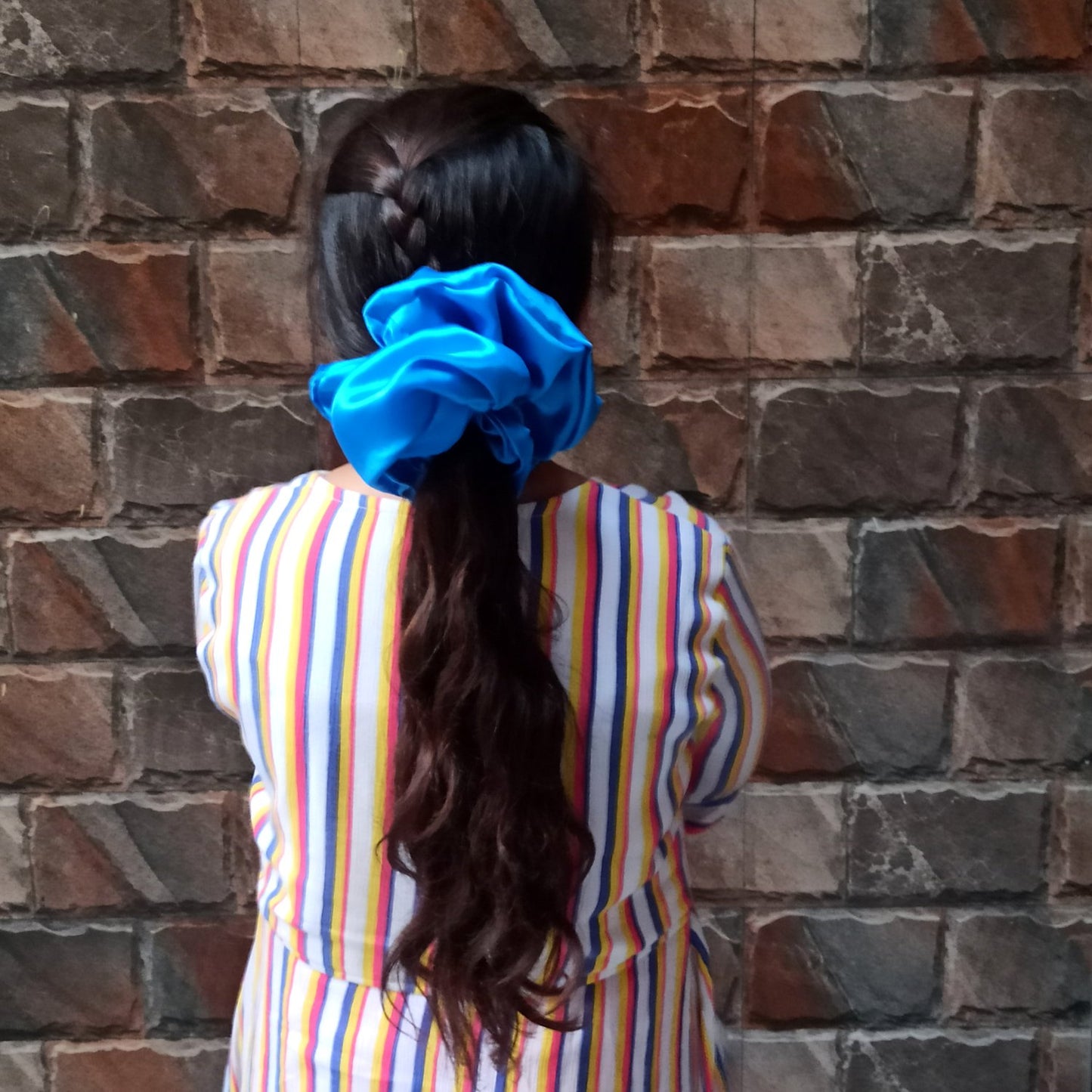 XXL Neon Blue Scrunchie (23-12 b Scrunchie)