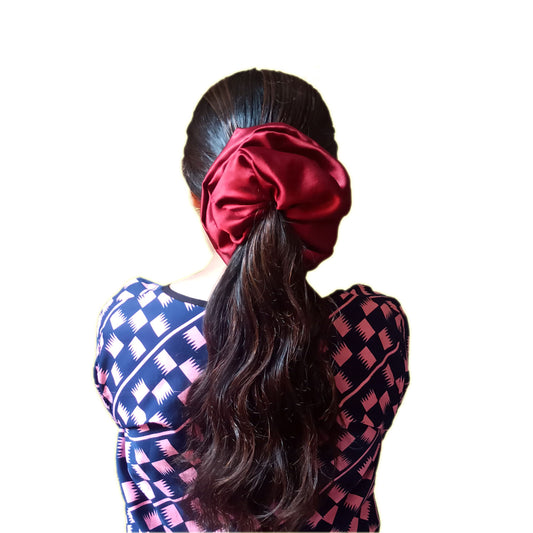 XXL Scarlet Scrunchie (23-13 b Scrunchie)