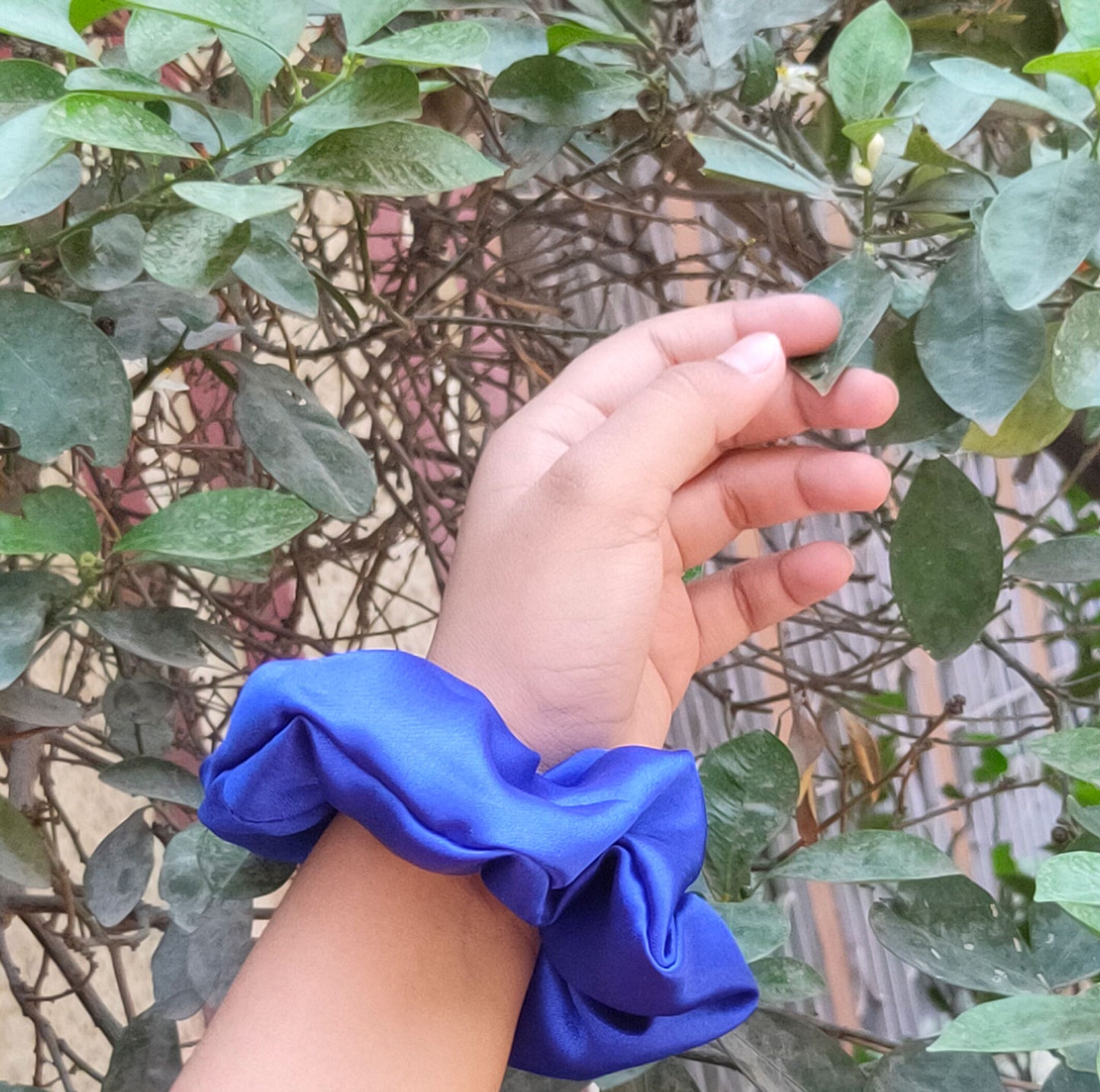 Small Berry Blue Scrunchie (23-21a Scrunchie)