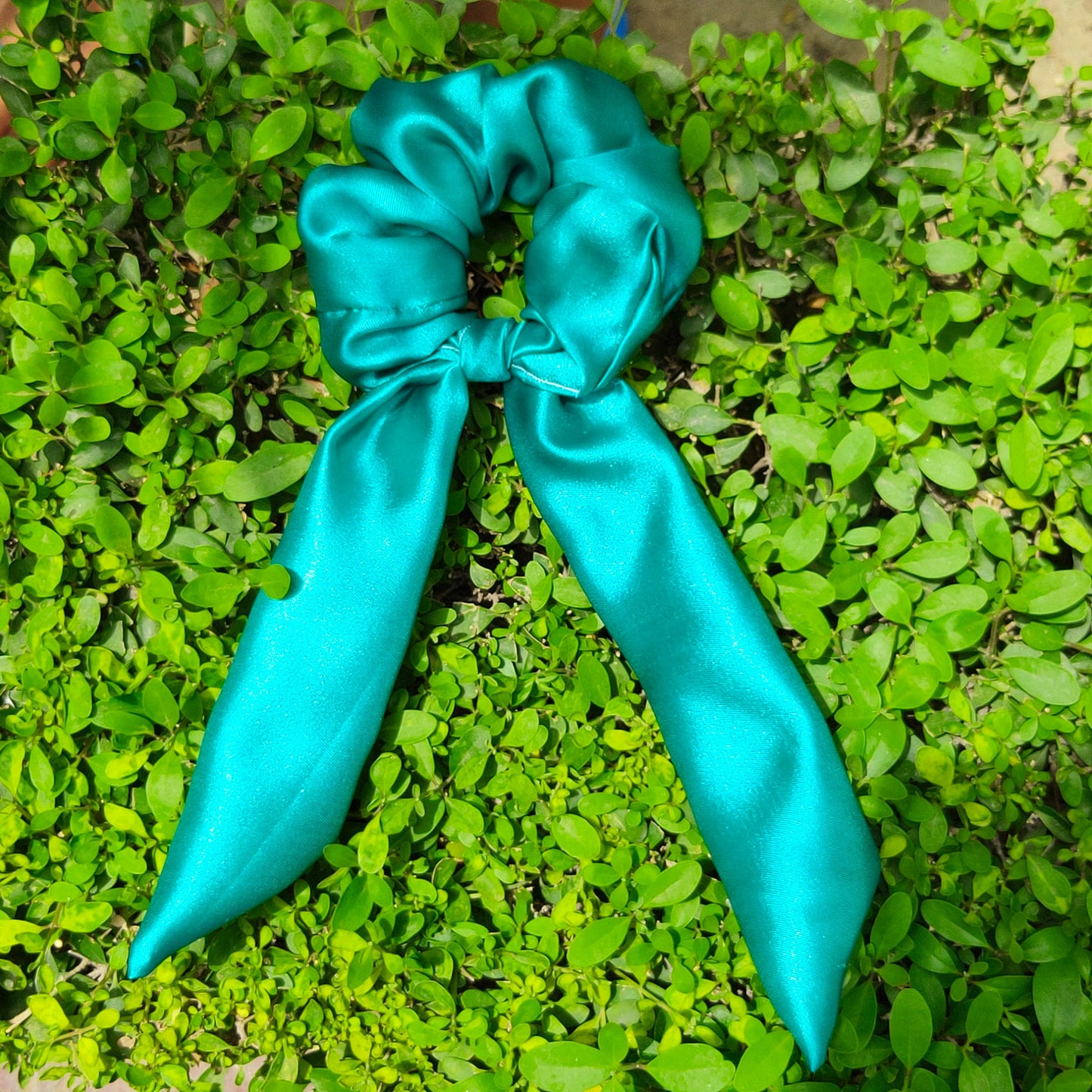 Veronese Green Tail Scrunchie (24-02)