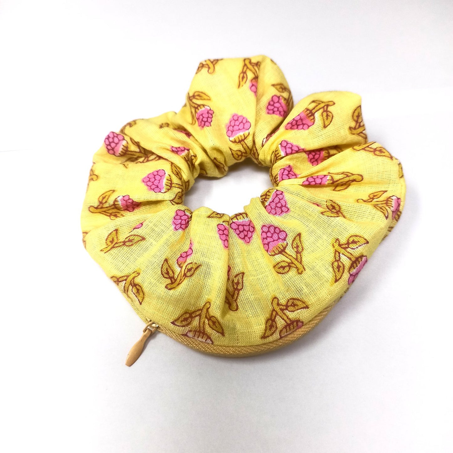 Zipper Scrunchie (32-06 Scrunchie)