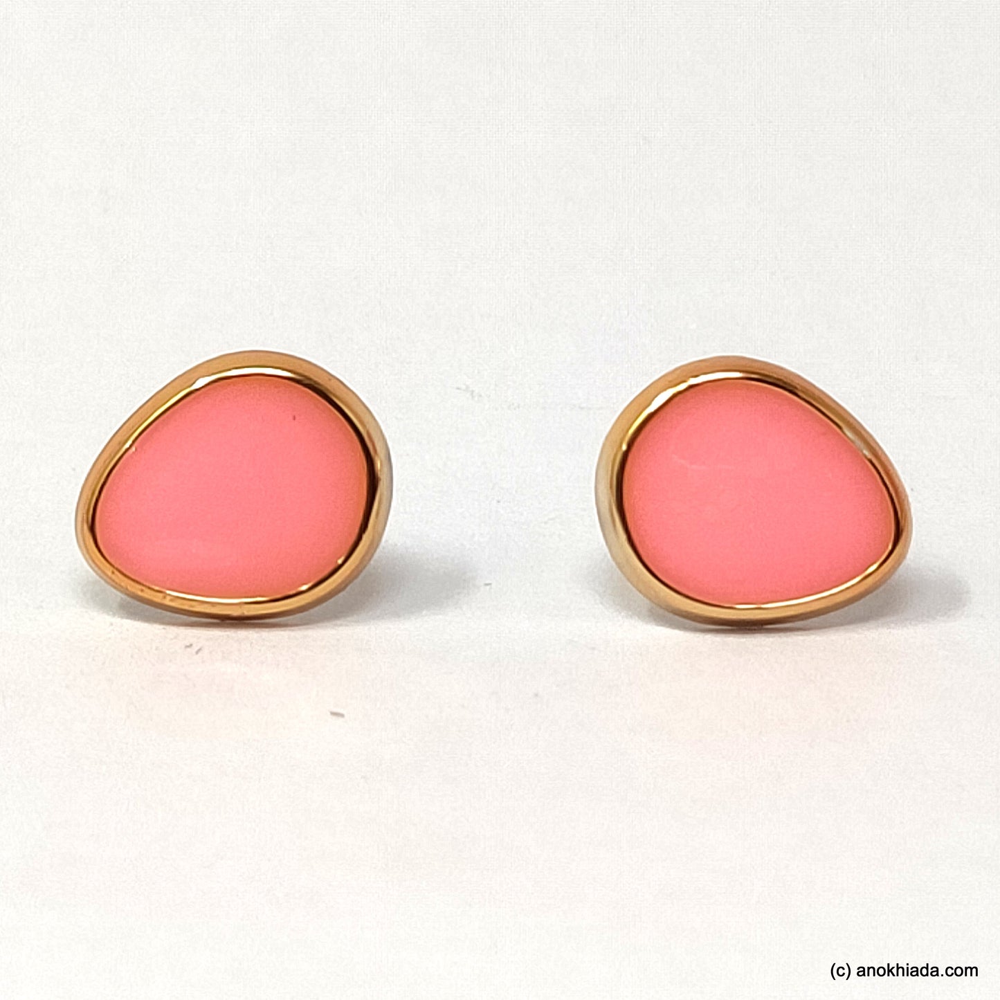 Anokhi Ada Pink Pear Drop Shaped Small Plastic Stud Earrings for Girls ( AR-19r)