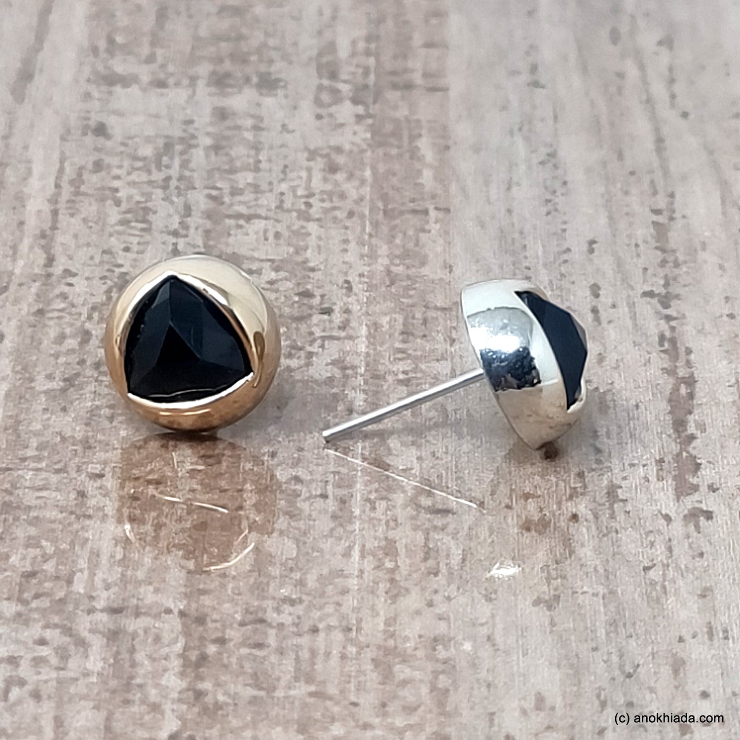 Round Black Diamond Stud Earrings in Platinum 12 ctw