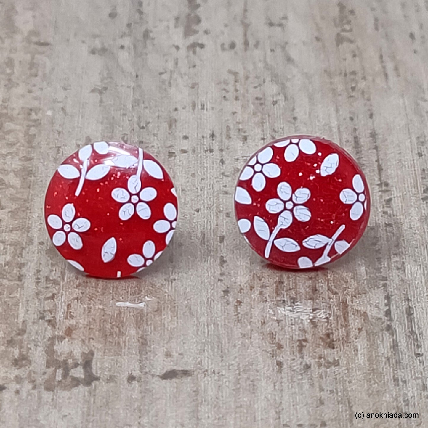 Anokhi Ada Small Round Plastic Stud Earrings for Girls ( Red, AR-27b )