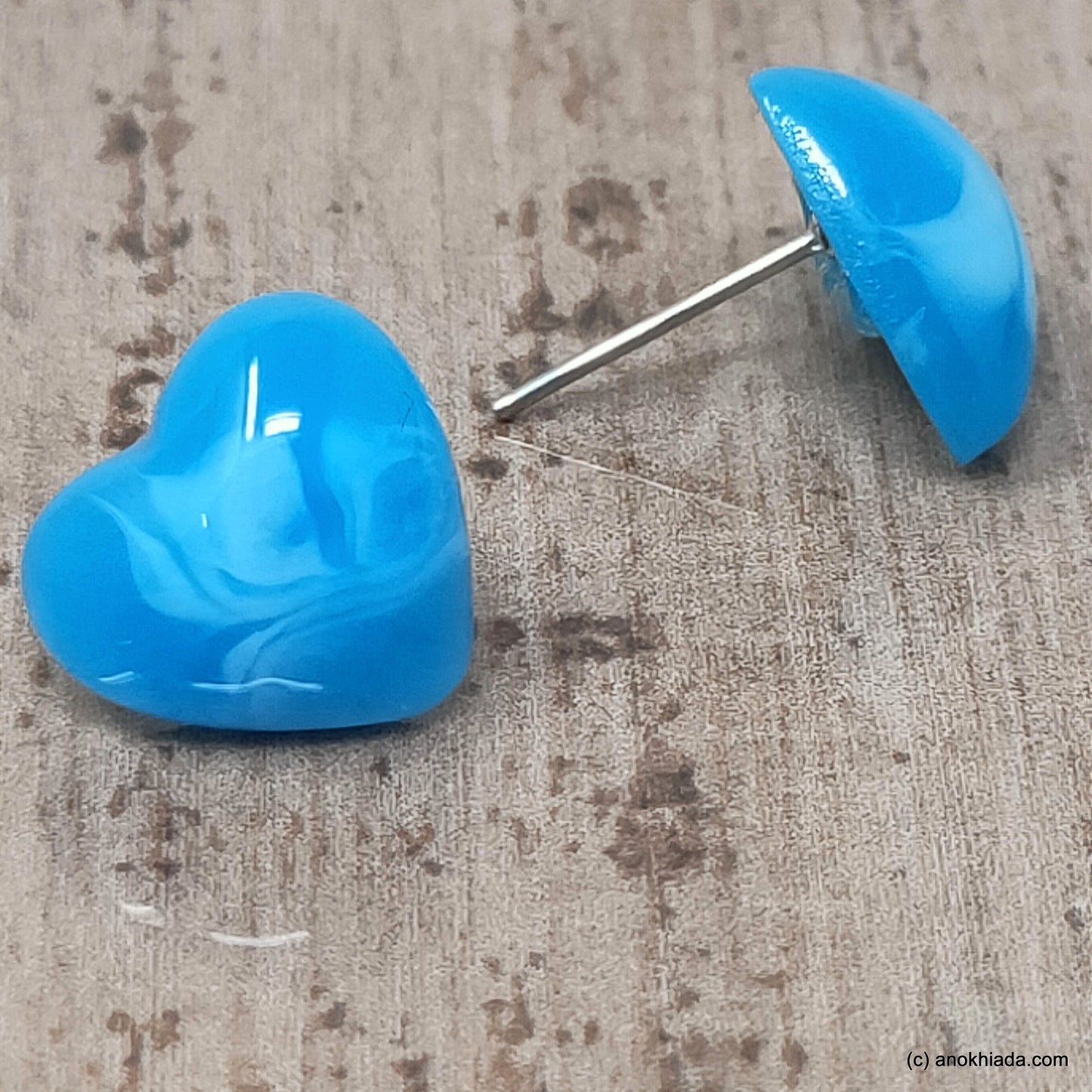 Anokhi Ada Small Heart Shaped Plastic Stud Earrings for Girls ( Blue, AR-29c )