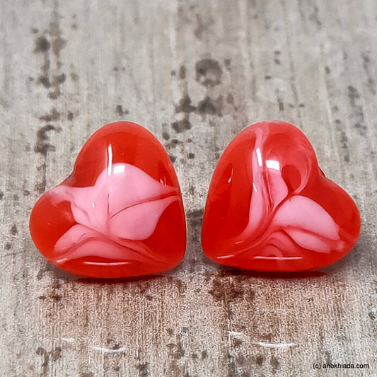 Anokhi Ada Small Heart Shaped Plastic Stud Earrings for Girls ( Red, AR-29d )