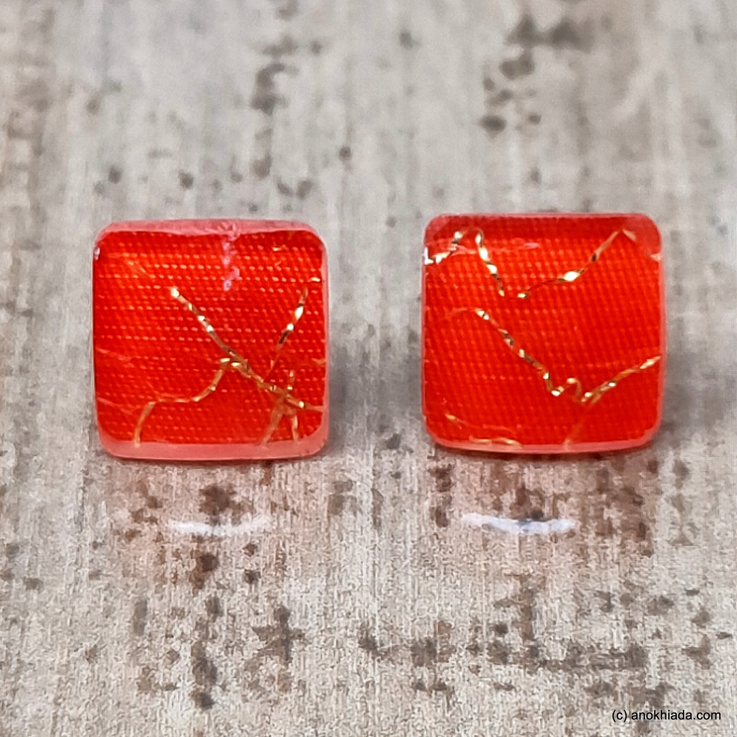 Anokhi Ada Small Square Plastic Stud Earrings for Girls ( Red, AR-30c )