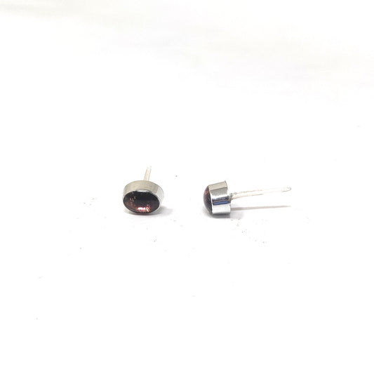 Anokhi Ada Maroon Small Oval Plastic Stud Earrings for Girls (AS-05D)