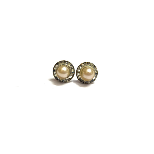Anokhi Ada Fancy Small Round Stud Earrings for Girls ( White, AS-06G )