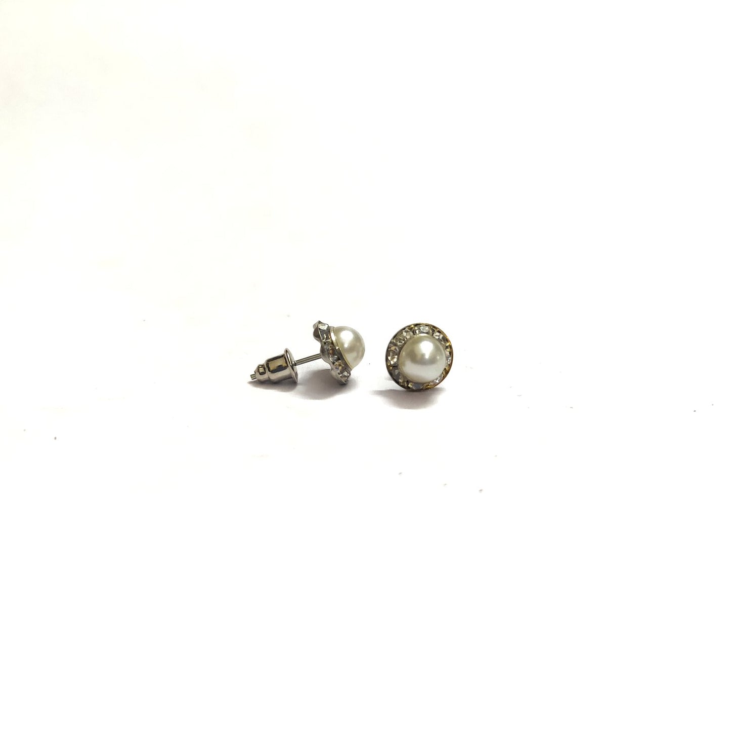 Anokhi Ada Fancy Small Round Stud Earrings for Girls ( White, AS-06P )