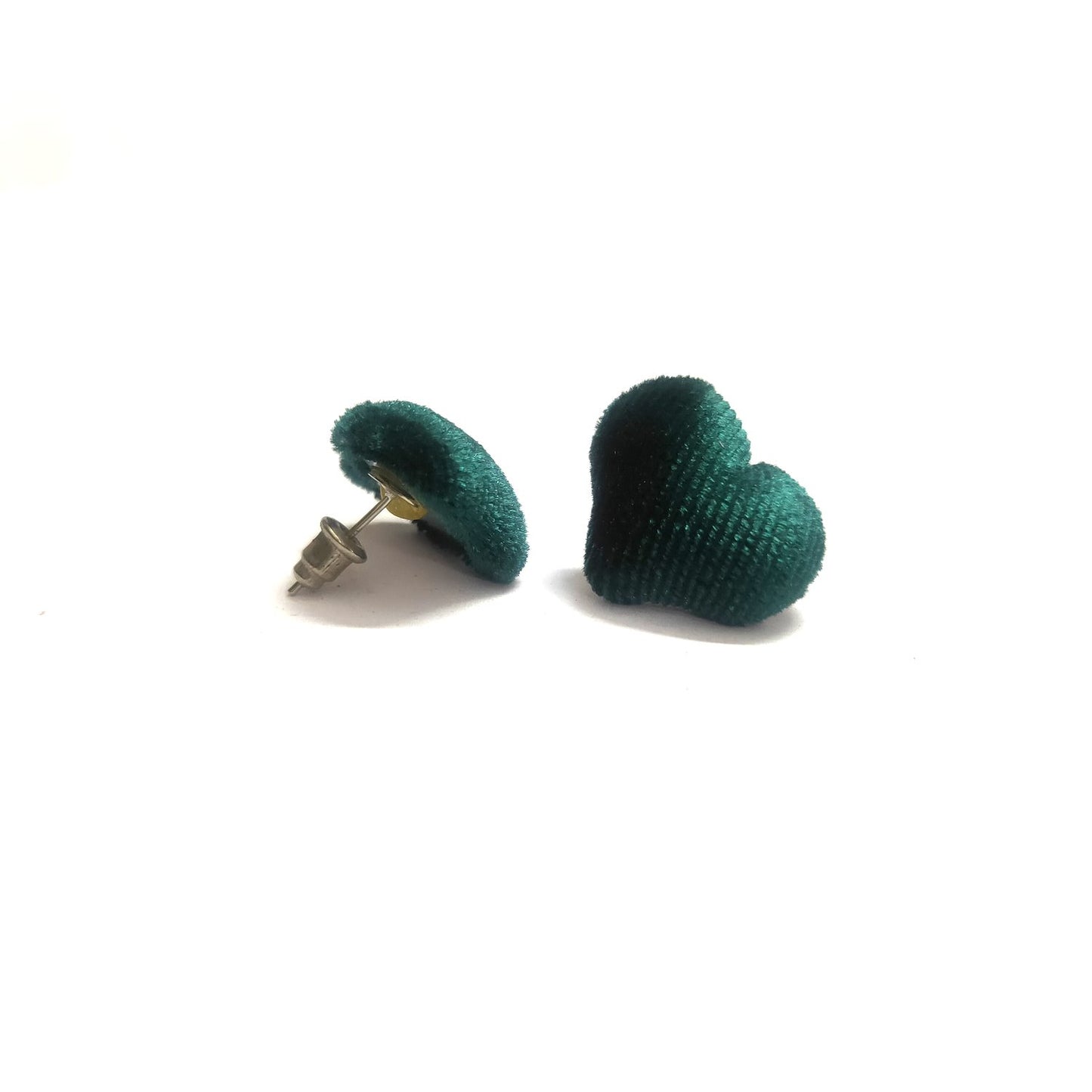 Anokhi Ada Fancy Velvet Heart Shaped Stud Earrings for Girls ( Green, AS-11A )