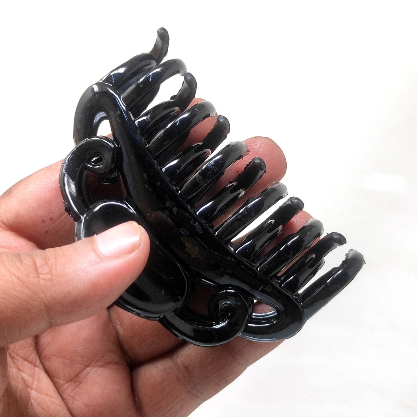 Anokhi Ada Large Plastic Hair Clutcher for Girls and Women (Black, ZA-21)
